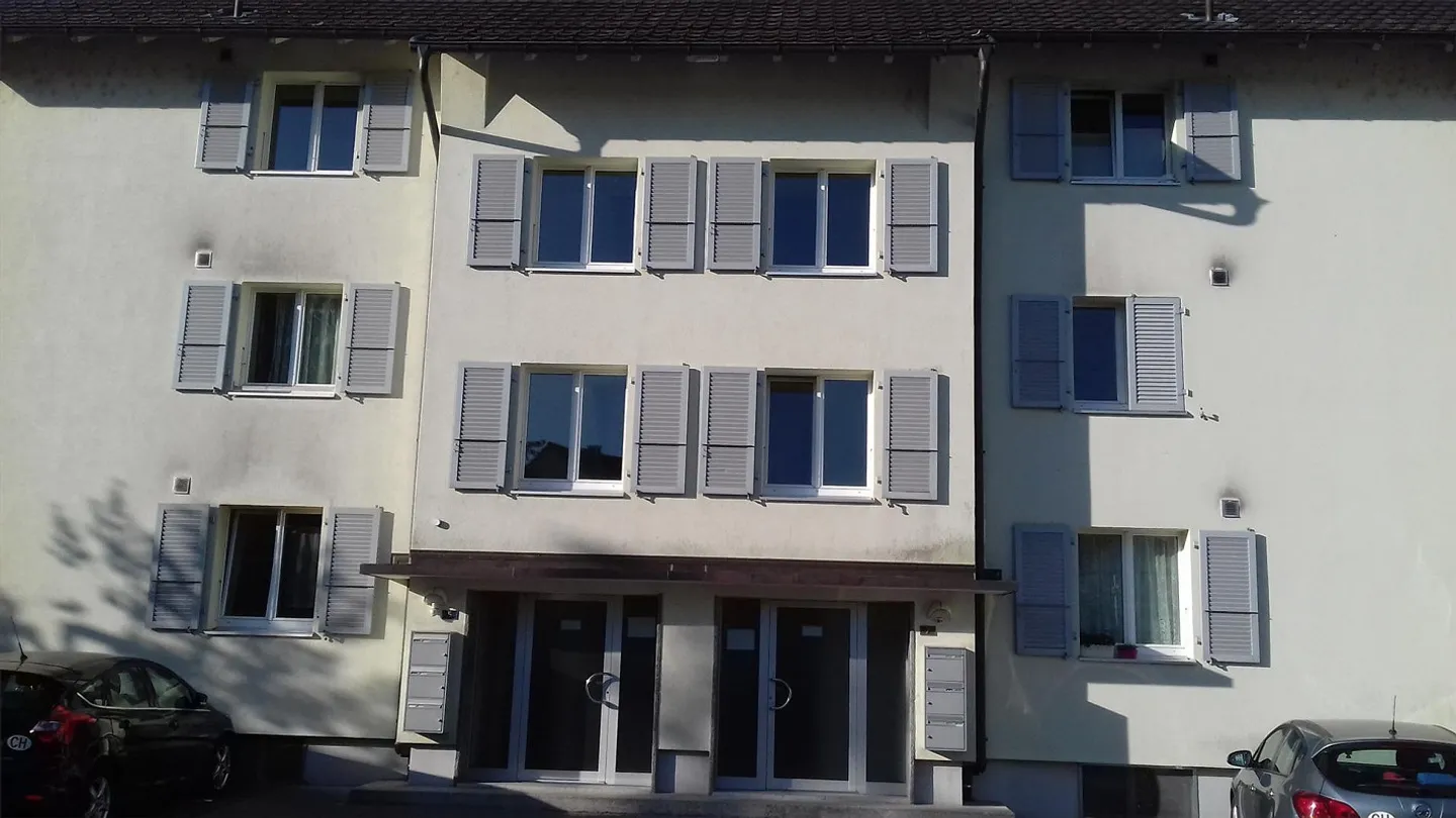 Affascinanti case plurifamiliari con potenziale di sviluppo a Liestal - Foto 1 di 11