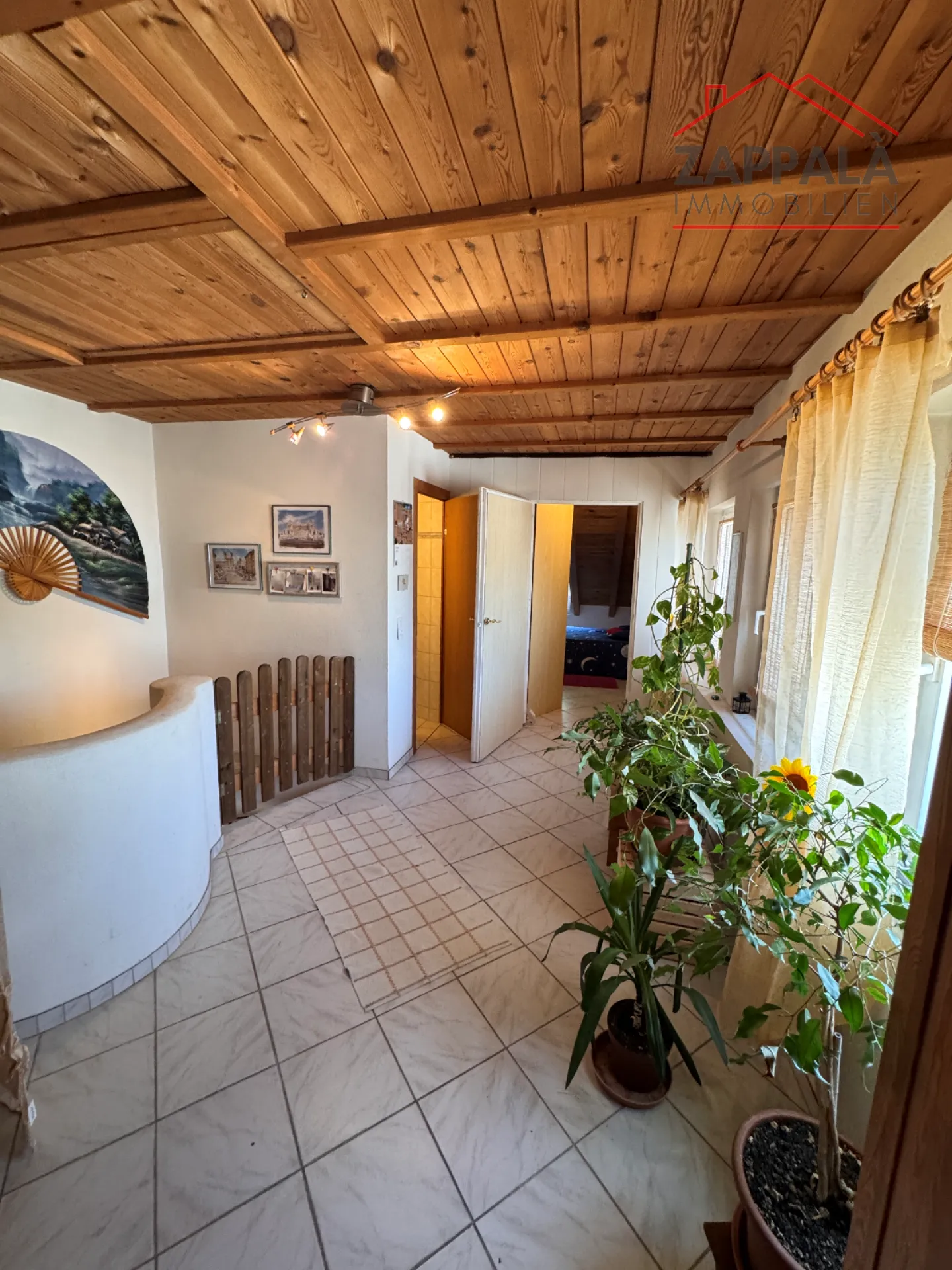 Affascinante casa a schiera angolare in posizione centrale a Hölstein – spaziosa, ben curata e con vista sulla Vordere Frenke - Foto 23 di 38