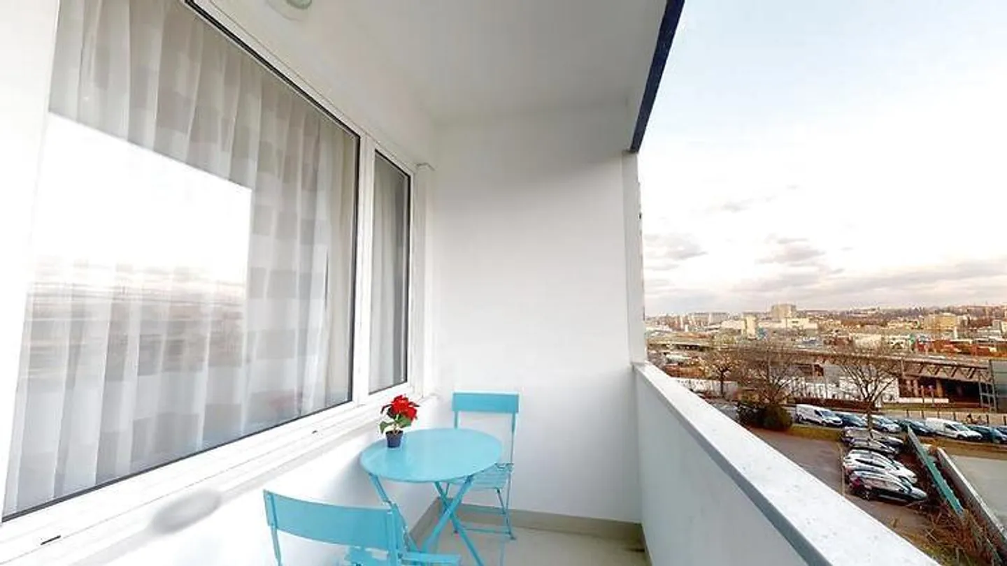 4-ZIMMER-WOHNUNG IN GENF - LANCY, MÖBLIERT - Foto 7 von 10