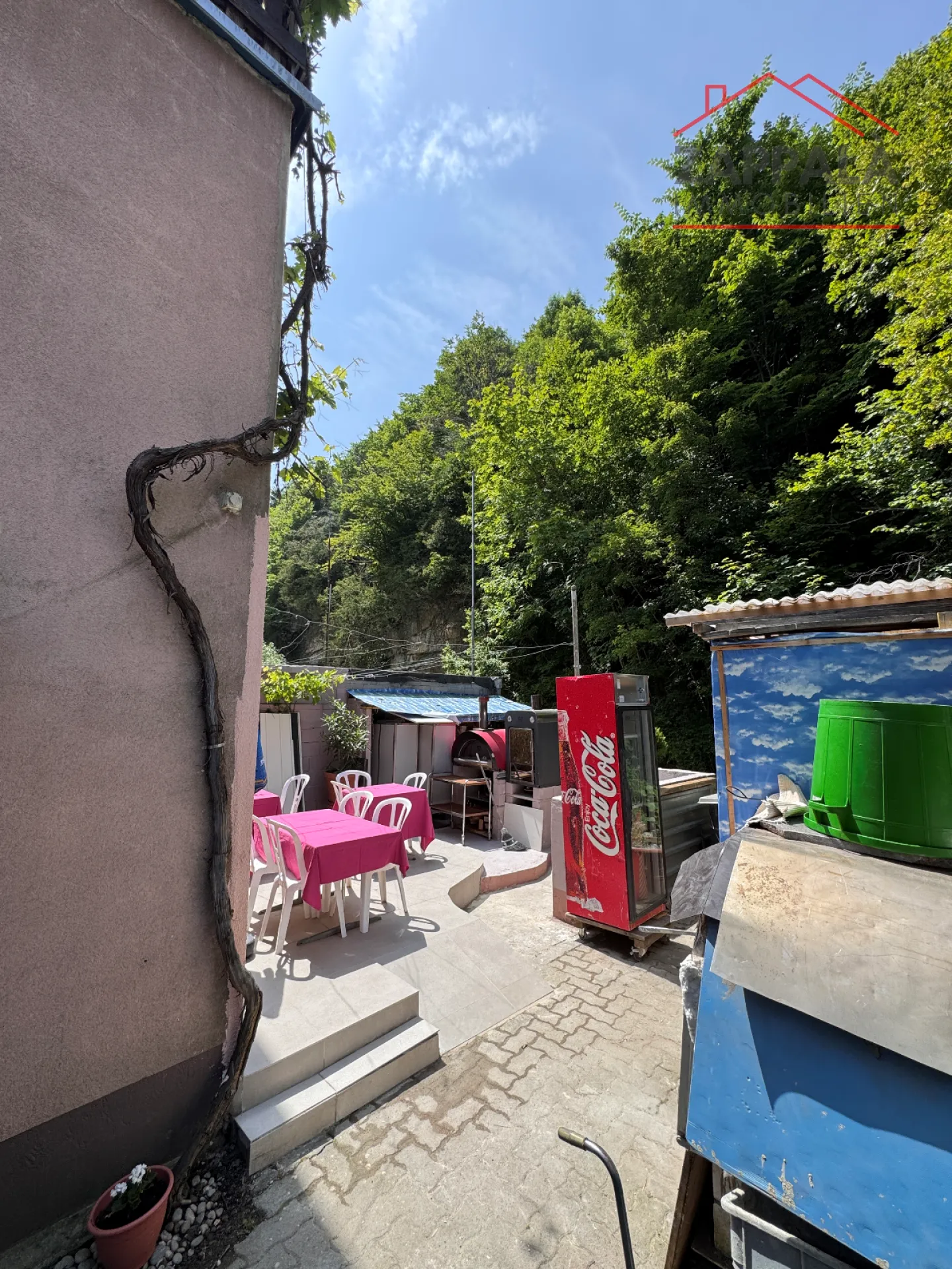 Affascinante casa a schiera angolare in posizione centrale a Hölstein – spaziosa, ben curata e con vista sulla Vordere Frenke - Foto 27 di 38