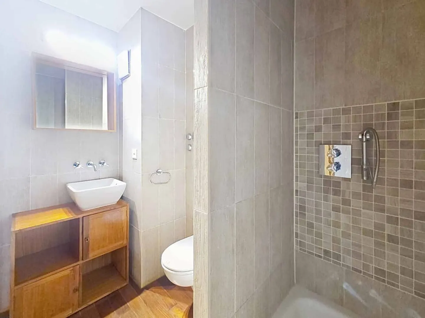 Vecchio borgo: 90m² a due passi dal lago - Foto 9 di 11