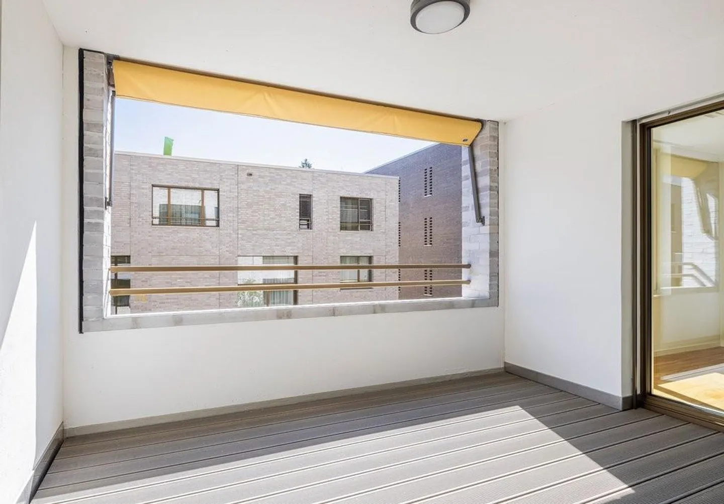 Superbe appartement de 3,5 pièces à Münchenbuchsee avec terrasse sur le toit ! - Photo 4 sur 12