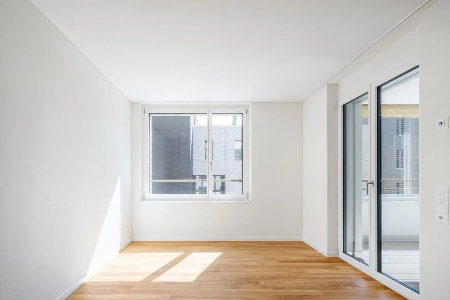 Superbe appartement de 3,5 pièces à Münchenbuchsee avec terrasse sur le toit ! - Photo 6 sur 12