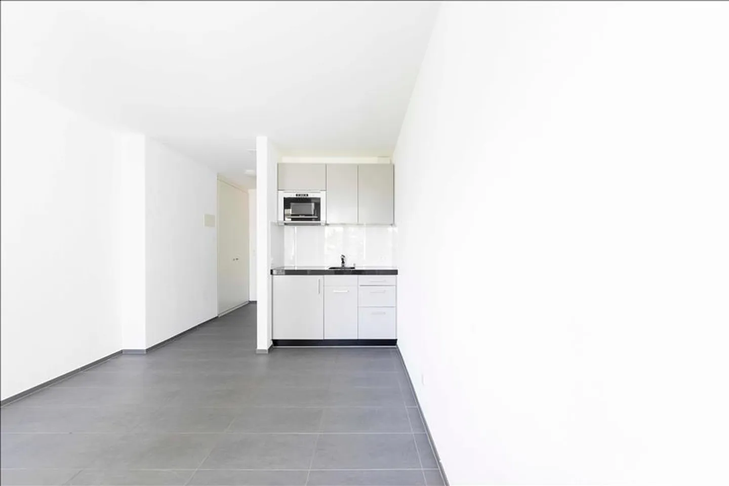 Central Studio Wanted? - Photo 3 of 7