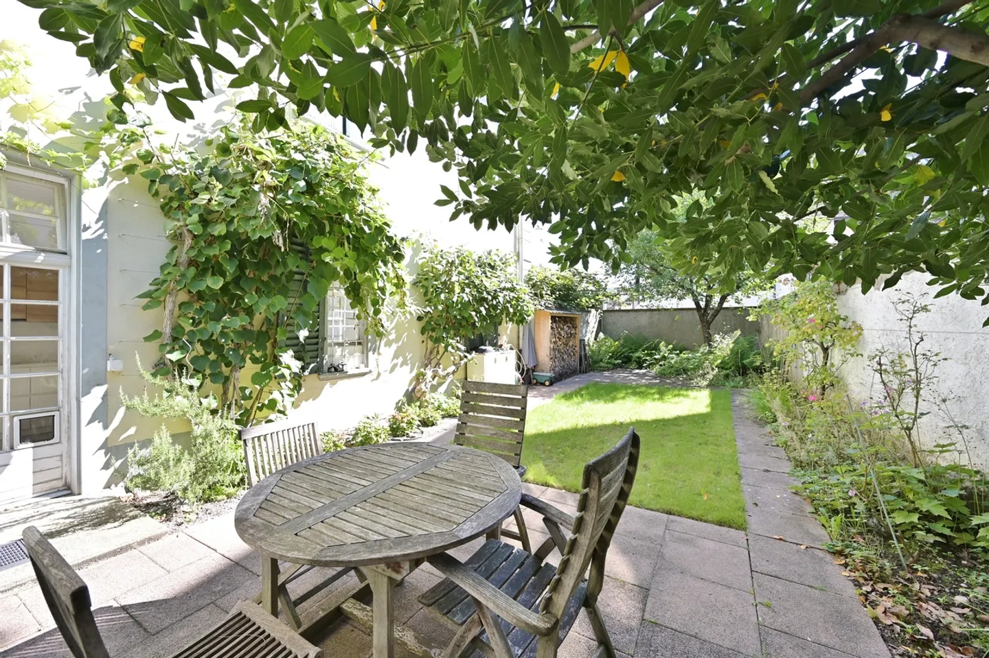 CASA DI CAMPAGNA NEL CUORE DI RIEHEN - VIVERE CON STORIA E CARATTERE - Foto 6 di 14