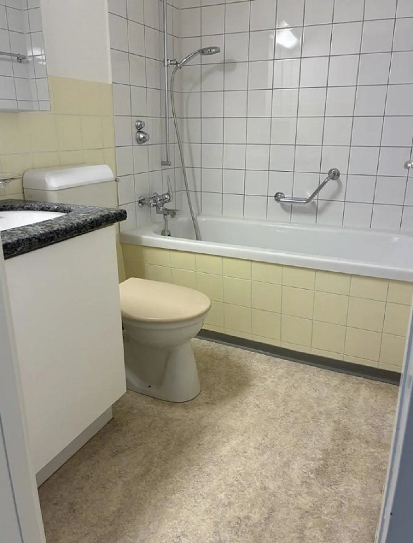 Appartement 2.5 pièces à Sennhof (Winterthur) - Photo 7 sur 8