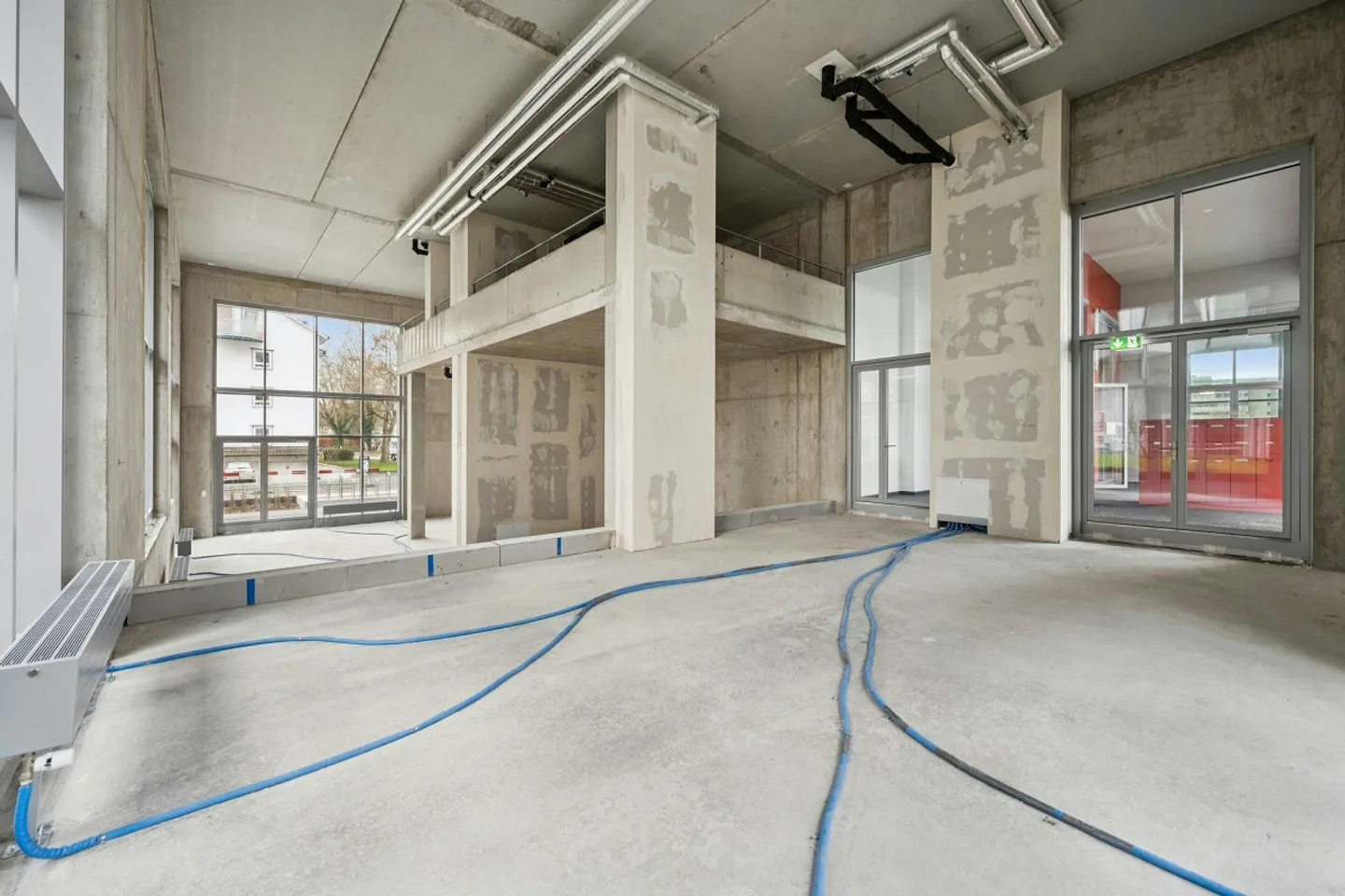 Spazio commerciale spazioso con potenziale per concetti innovativi - Foto 4 di 12