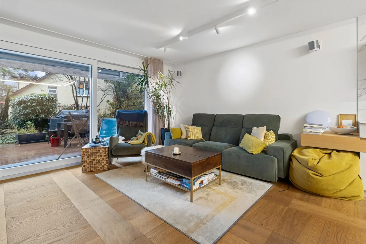 Appartement luxueux de 3,5 pièces dans un emplacement privilégié - Photo 6 sur 12