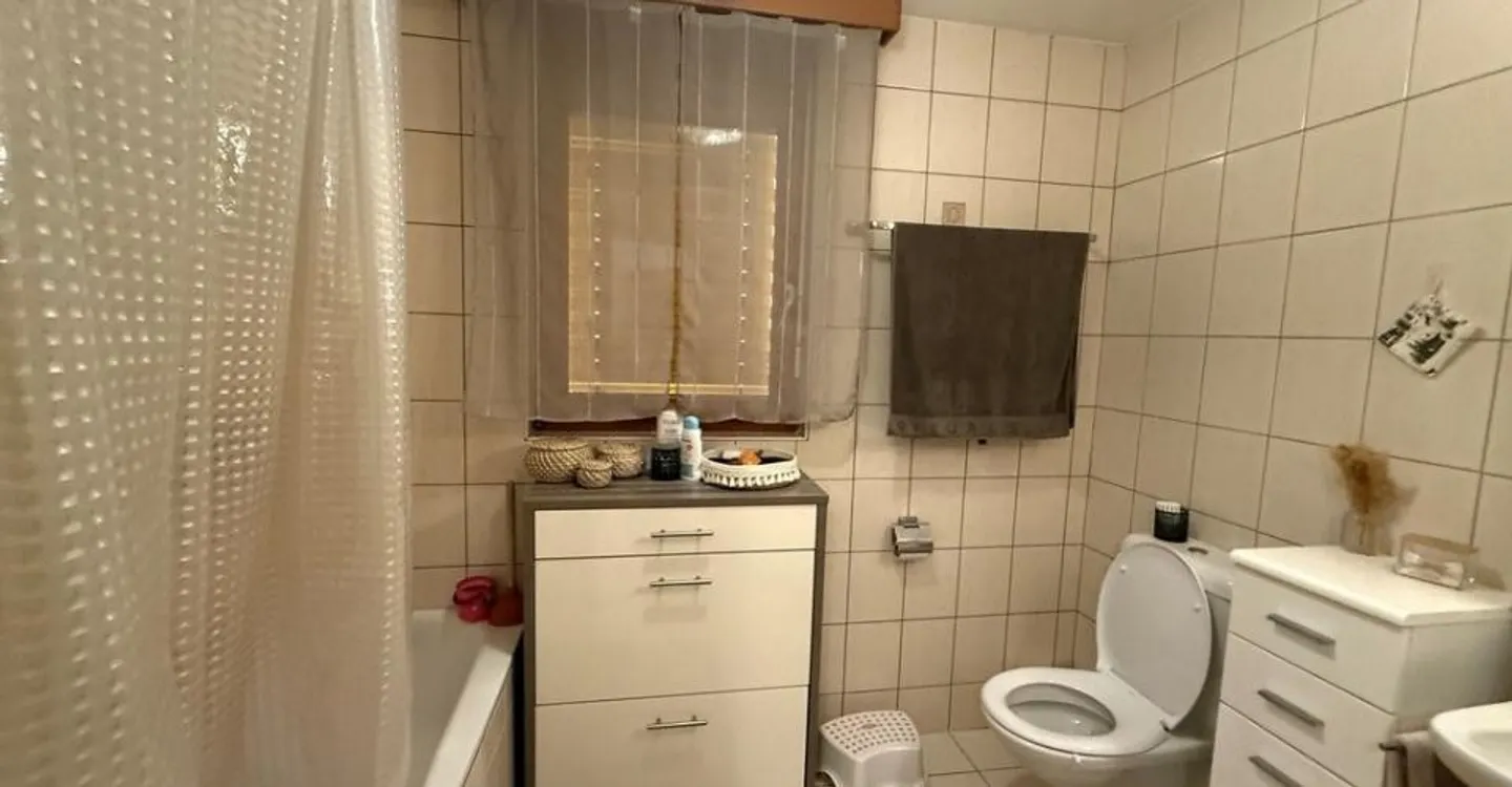 Beautiful 4.5-room apartment on the 1st floor - Photo 7 of 9