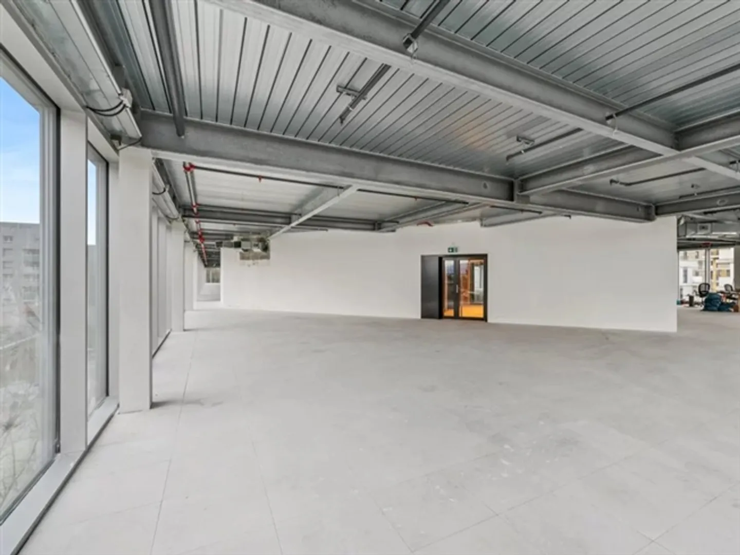 Offrez à votre entreprise un espace innovant et flexible - Photo 3 sur 12