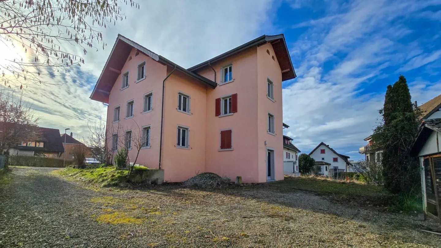 Casa plurifamiliare con potenziale - Foto 2 di 4