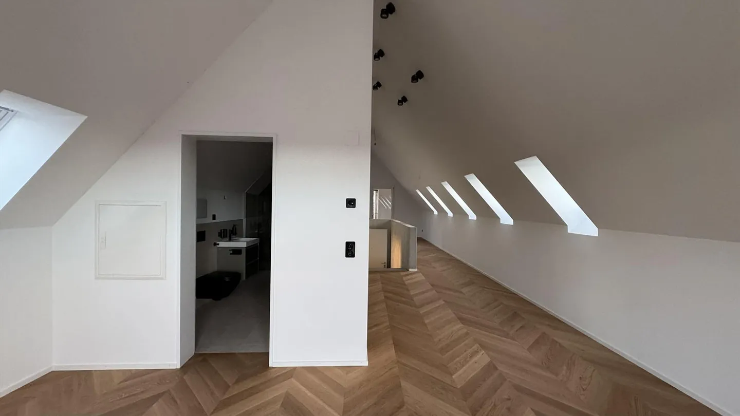 Appartement en loft dans un nouvel immeuble attrayant - Photo 3 sur 8