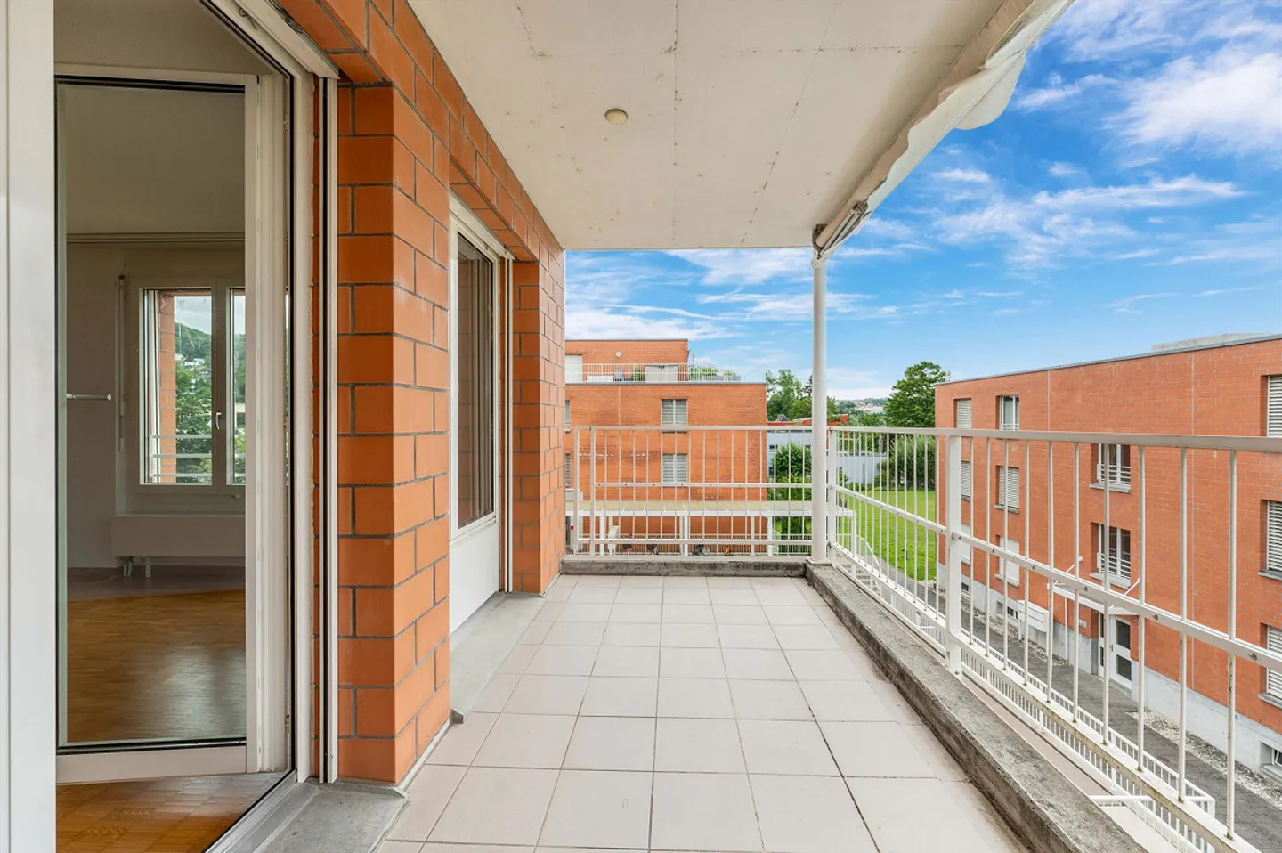 Calme et central directement au bord du réservoir de Klingnau - Photo 8 sur 11