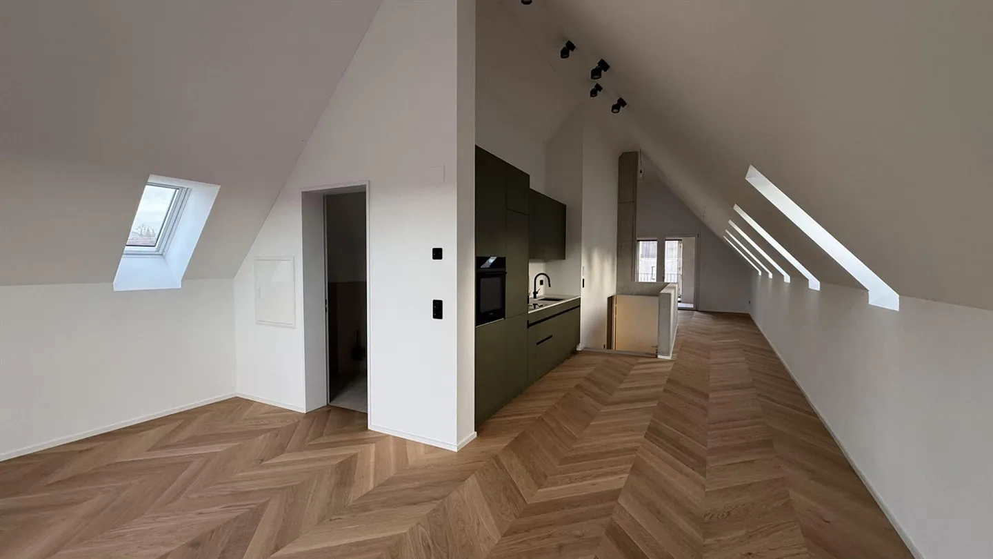 Appartement en loft dans un nouvel immeuble attrayant - Photo 6 sur 8