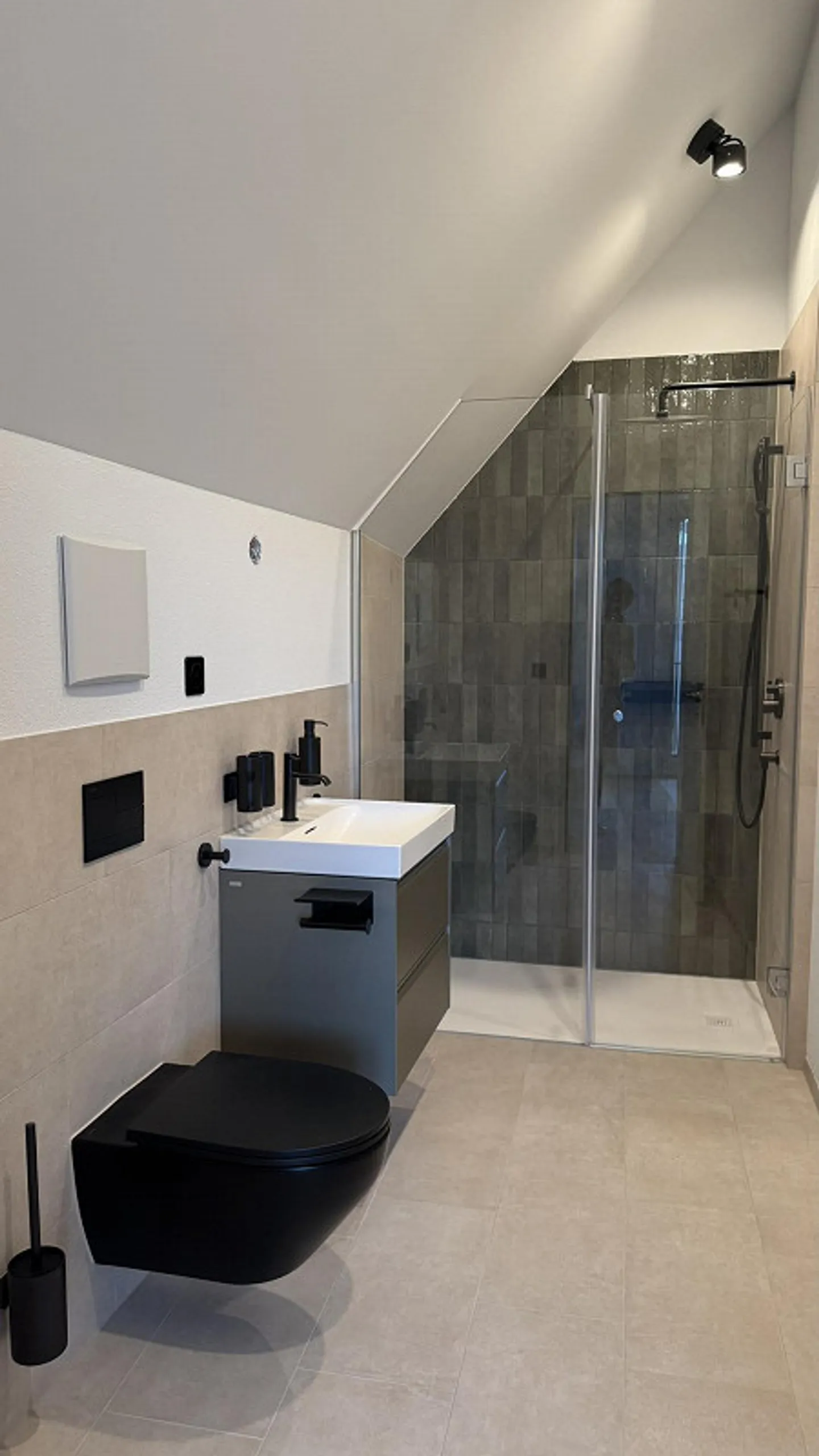 Appartement en loft dans un nouvel immeuble attrayant - Photo 5 sur 8