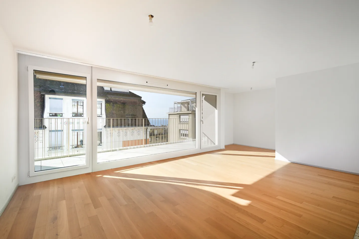 Appartamento 3.5 locali - Foto 3 di 10