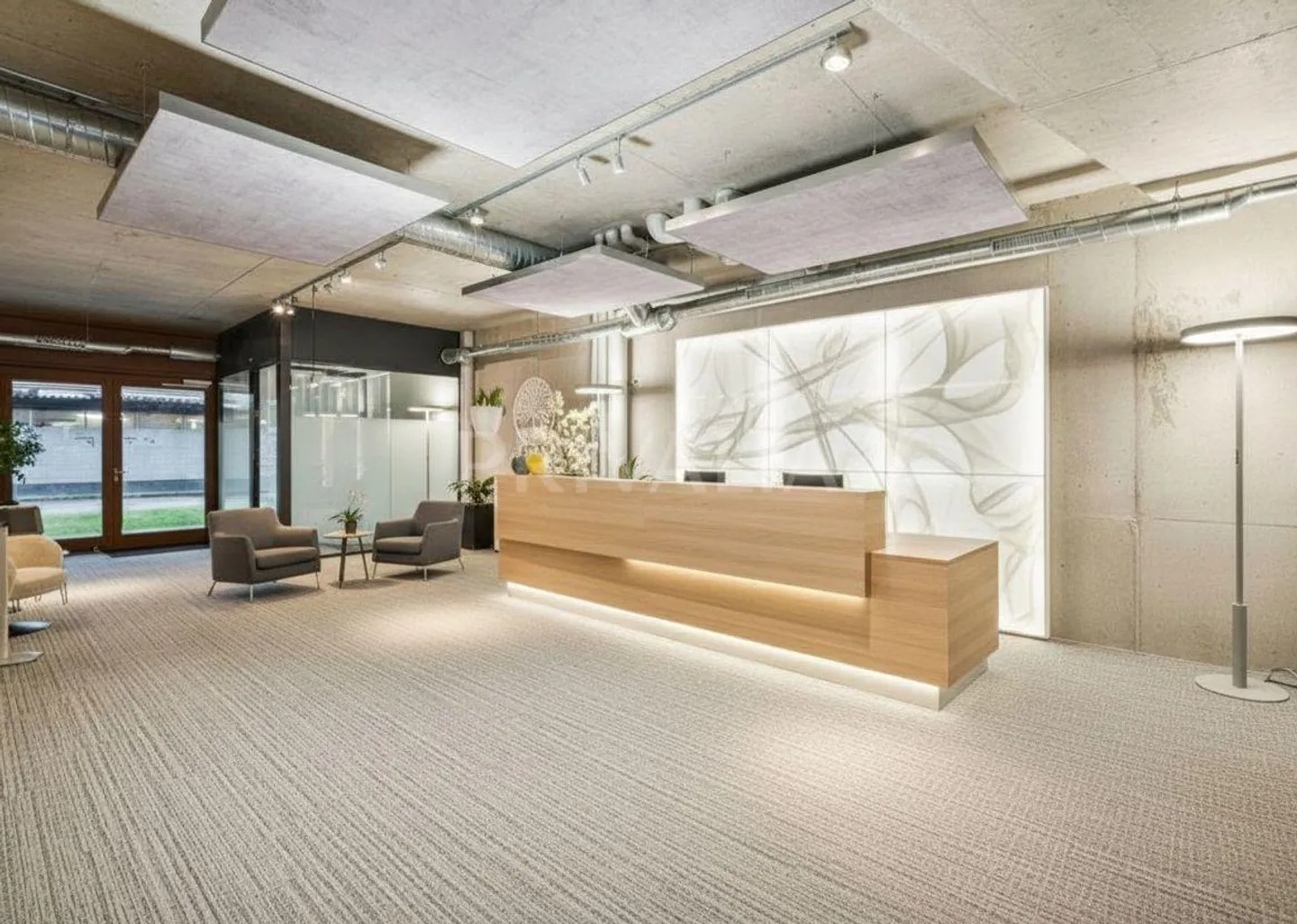 Exclusively: Rented commercial arcade of 197 m² PPE in the heart of... - Photo 1 of 4