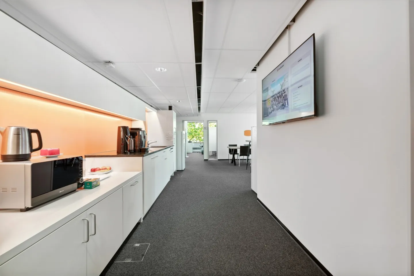 Vielseitige Bürofläche in Altstetten - Foto 9 von 9