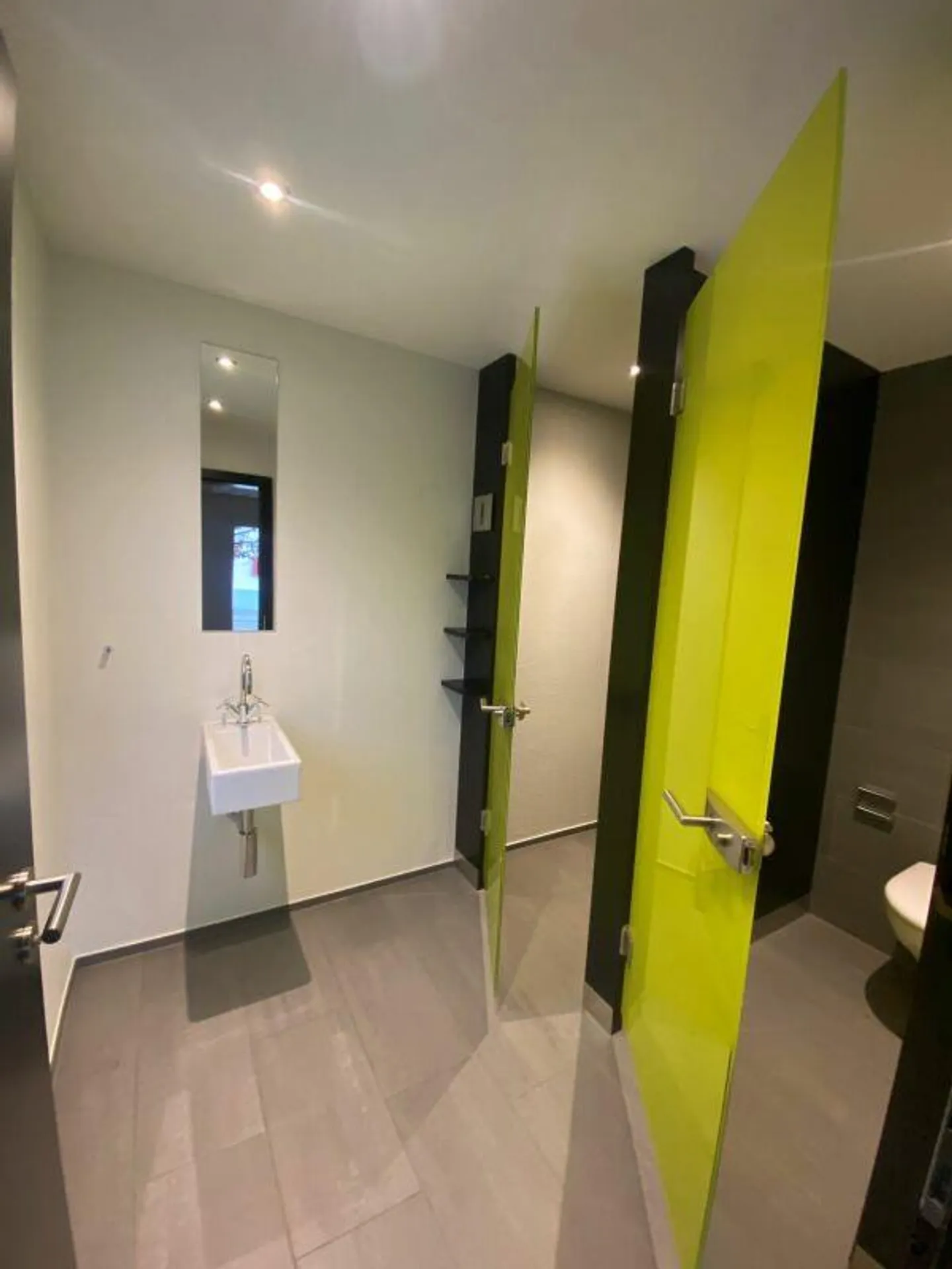 Immeuble mixte à louer - Photo 5 sur 6