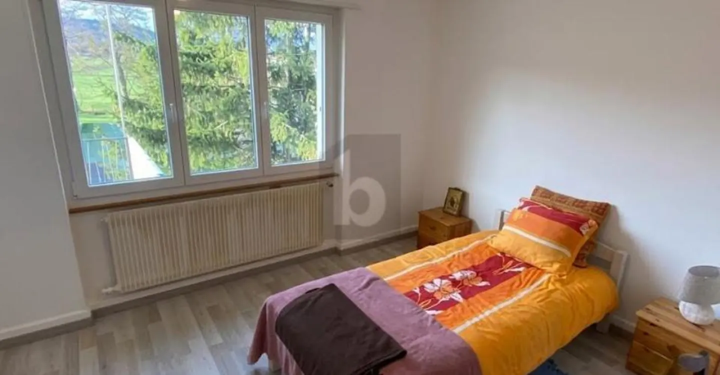 ÜPPIG, PRAKTISCH UND EINLADENDES RAHMEN - Foto 4 von 5