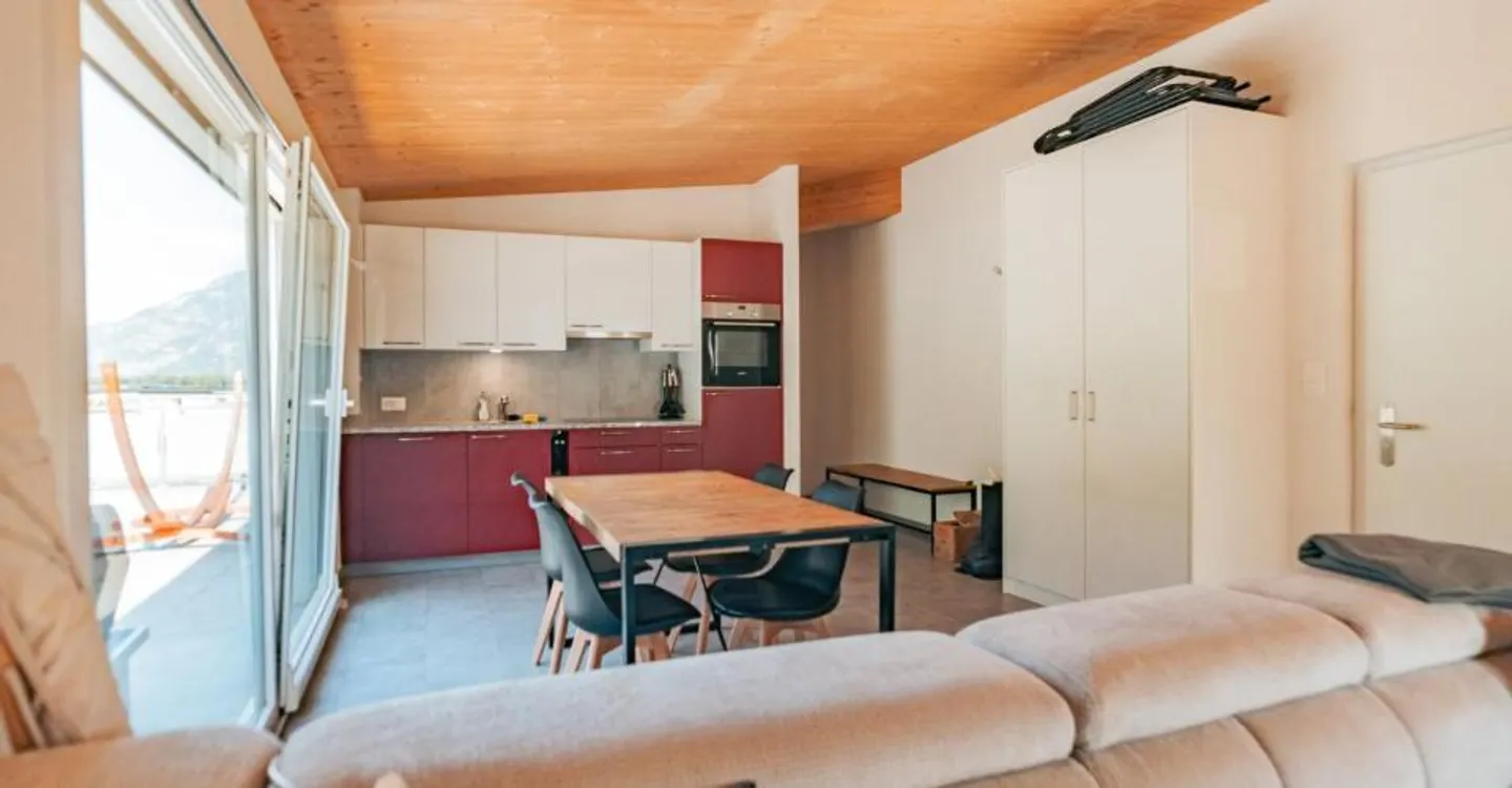 Charmant Appartement en Attique à Fully - Photo 7 sur 12
