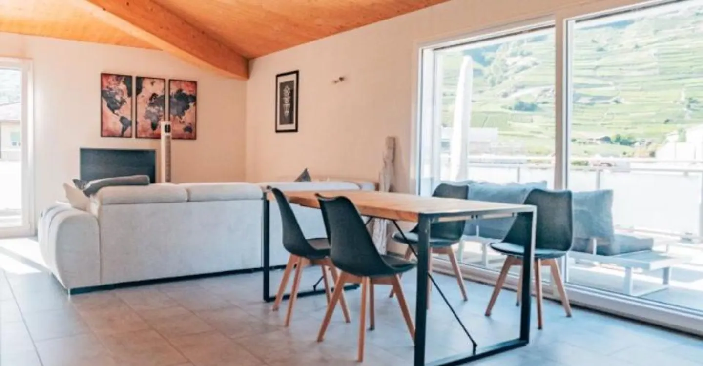 Charmant Appartement en Attique à Fully - Photo 8 sur 12