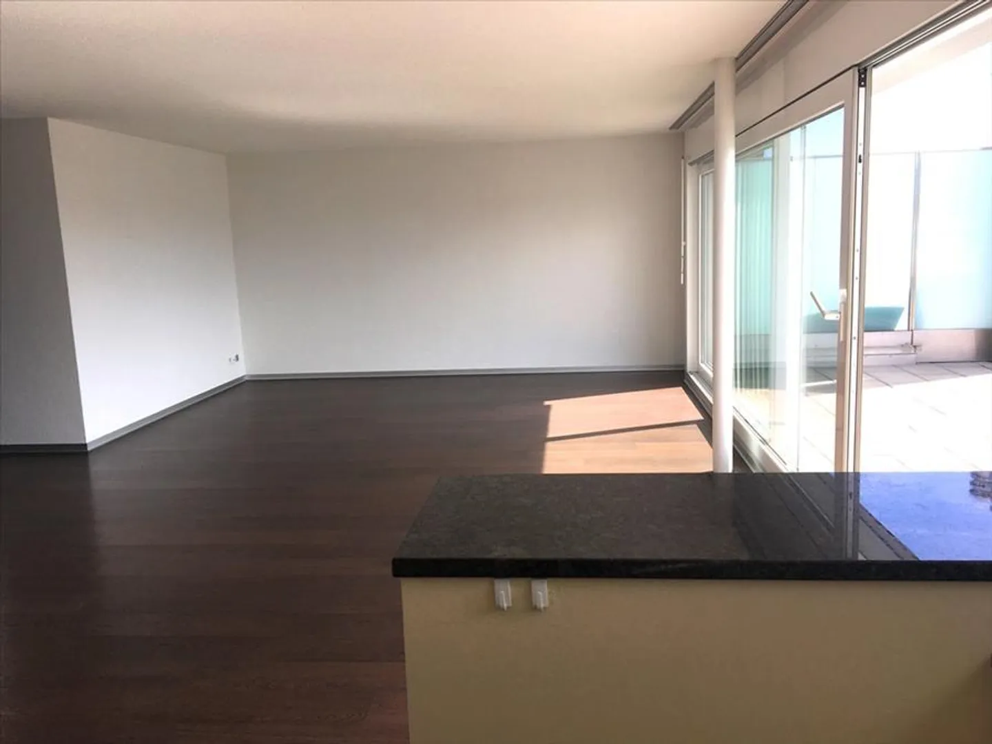 Charmante Attika-Wohnung Nähe Bahnhof - Foto 4 von 9