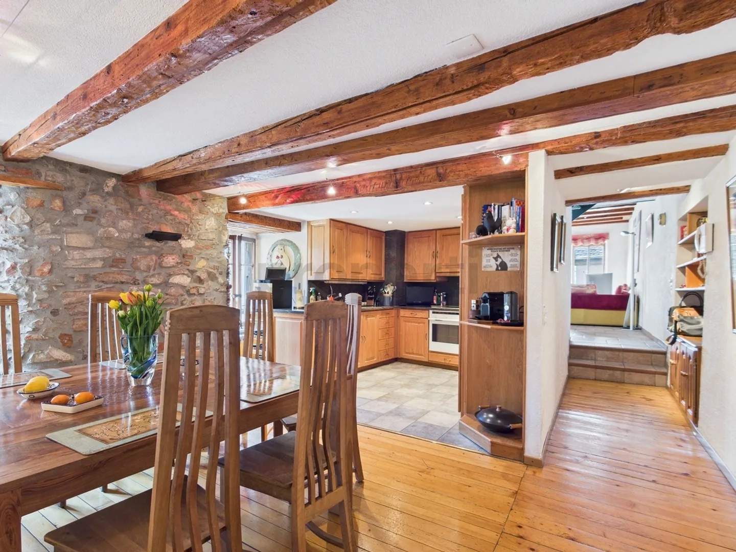 Maison familiale élégante à Grandvaux - Photo 2 sur 13