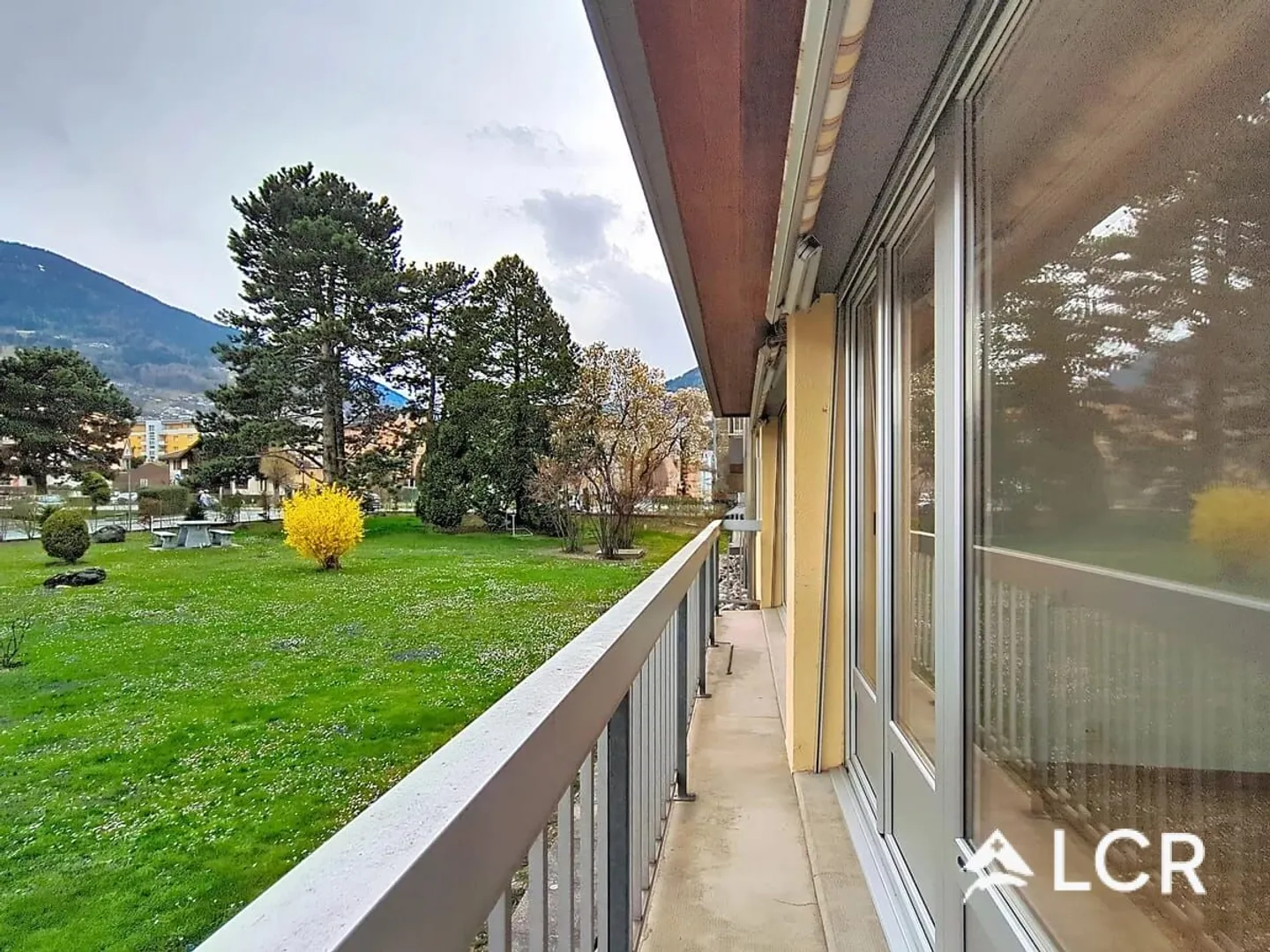 Beautiful 4.5 room apartment in Monthey - Photo 7 of 12