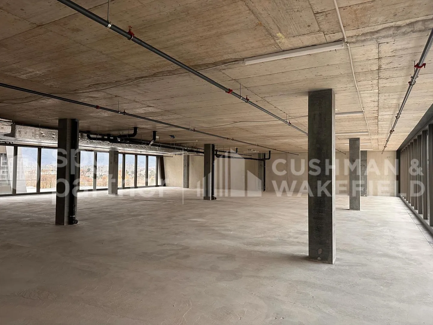 Kleine Stadt - Flexible Gelegenheit für industrielle und kommerzielle Unternehmen - Foto 3 von 7