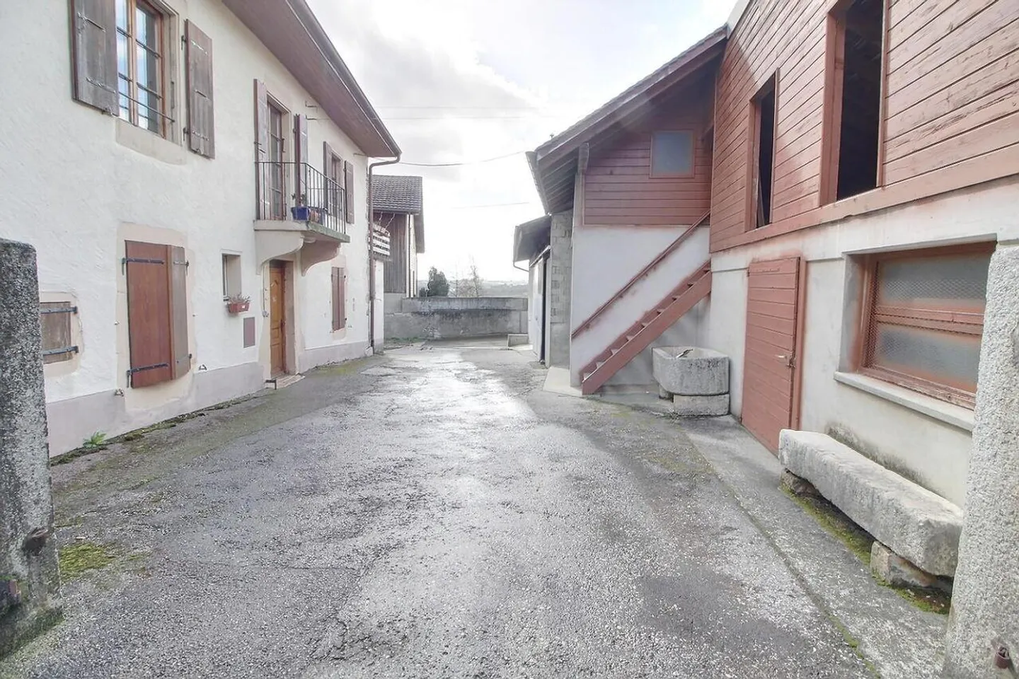 GRANDI POTENZIALITÀ per questa magnifica fattoria da ristrutturare in vitalizio semi occupato senza affitto - Foto 2 di 12