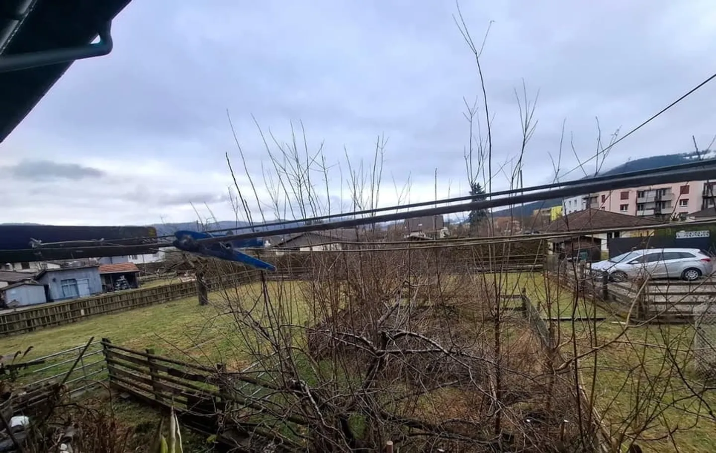 Großes Baugrundstück mit alter Scheune, sofort verfügbar - Foto 2 von 13