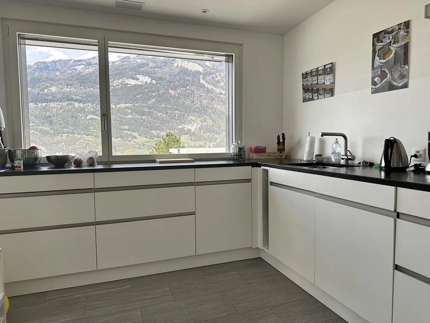 Appartement lumineux dans un quartier calme près de Fürstenwald et des hôpitaux - Photo 4 sur 12