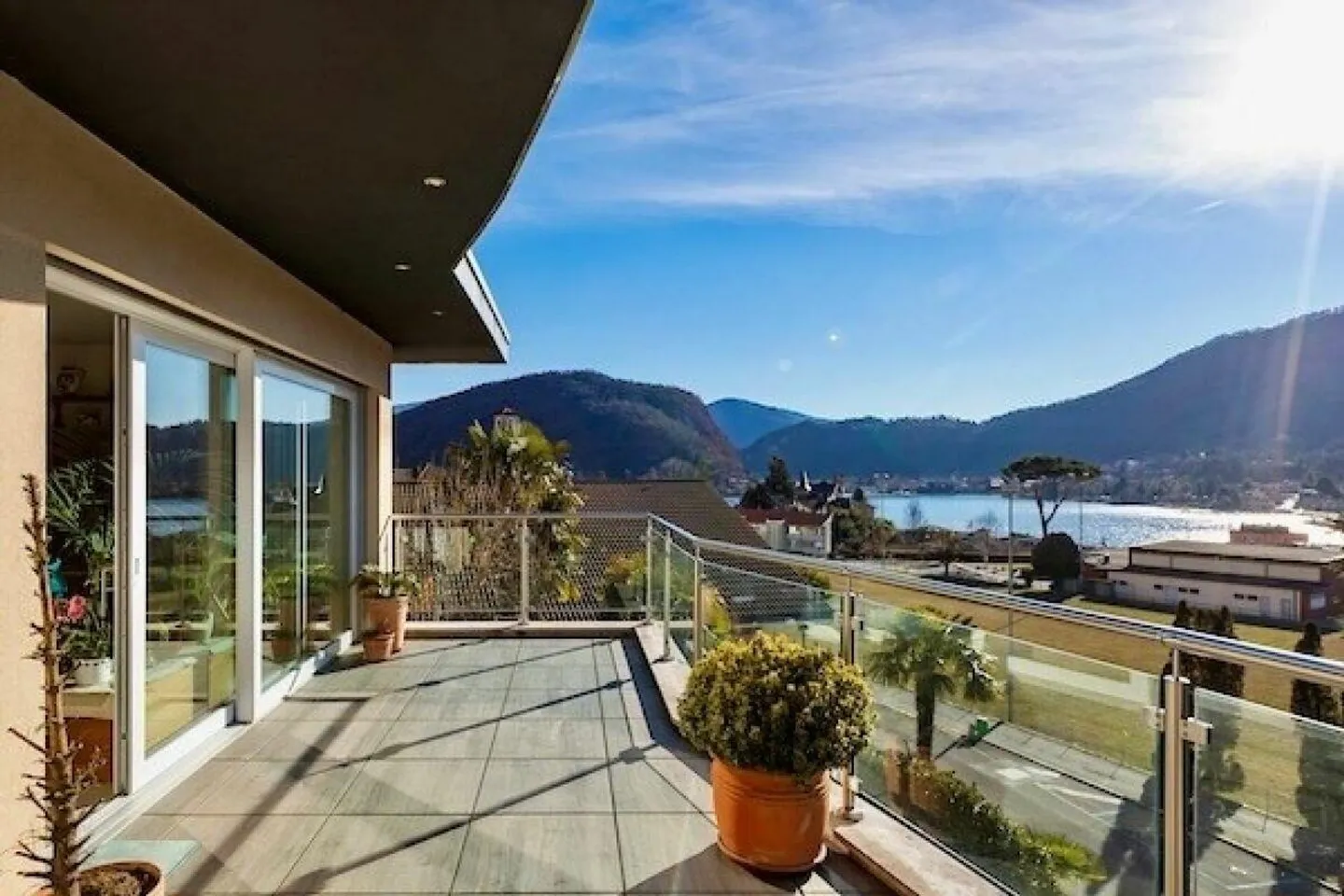 Penthouse 3.5 pièces à Ponte Tresa - Photo 1 sur 13