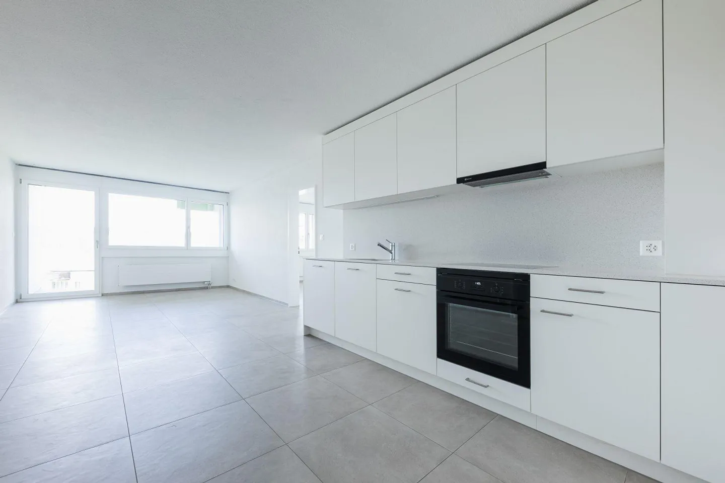 Modern 2.5-room apartment for rent in Rotkreuz - Photo 2 of 7