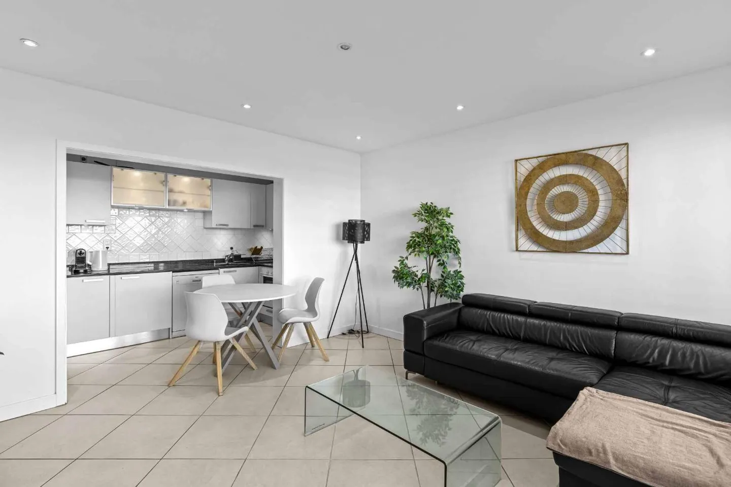 Incantevoli 4.5 stanze con balcone a Grand-Saconnex - Foto 5 di 13