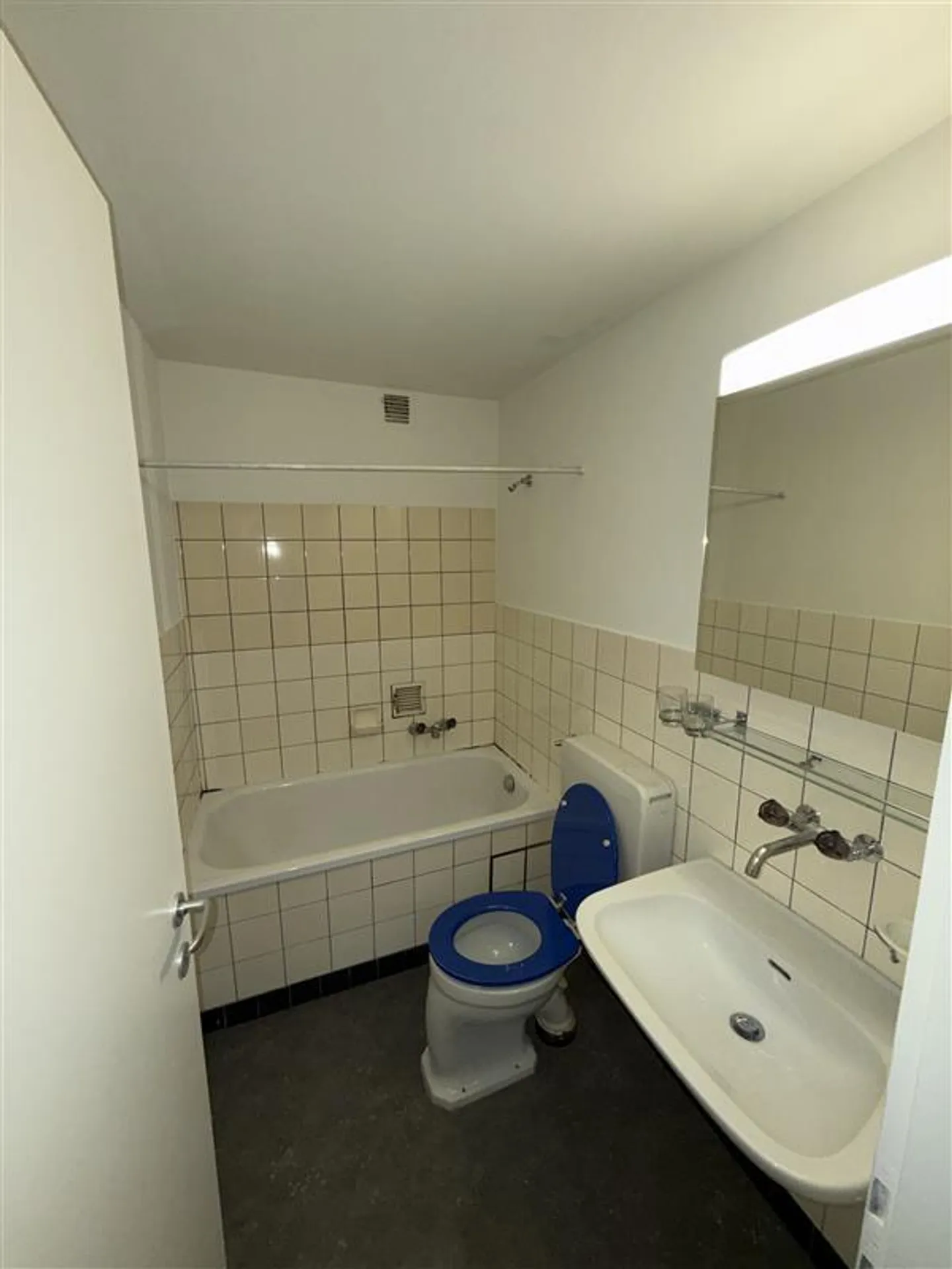 Appartamento confortevole con 2 camere al piano rialzato a Basilea in affitto - Foto 8 di 10
