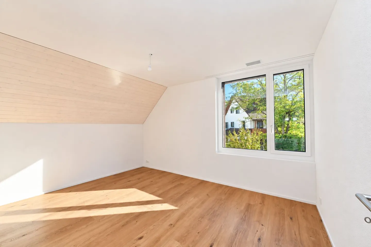 Geräumige Maisonette in Russikon - Foto 12 von 18