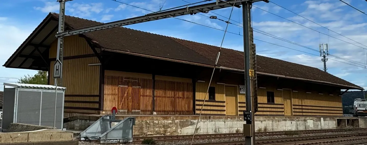 Spazio di stoccaggio alla stazione ferroviaria di Sirnach - Foto 2 di 6