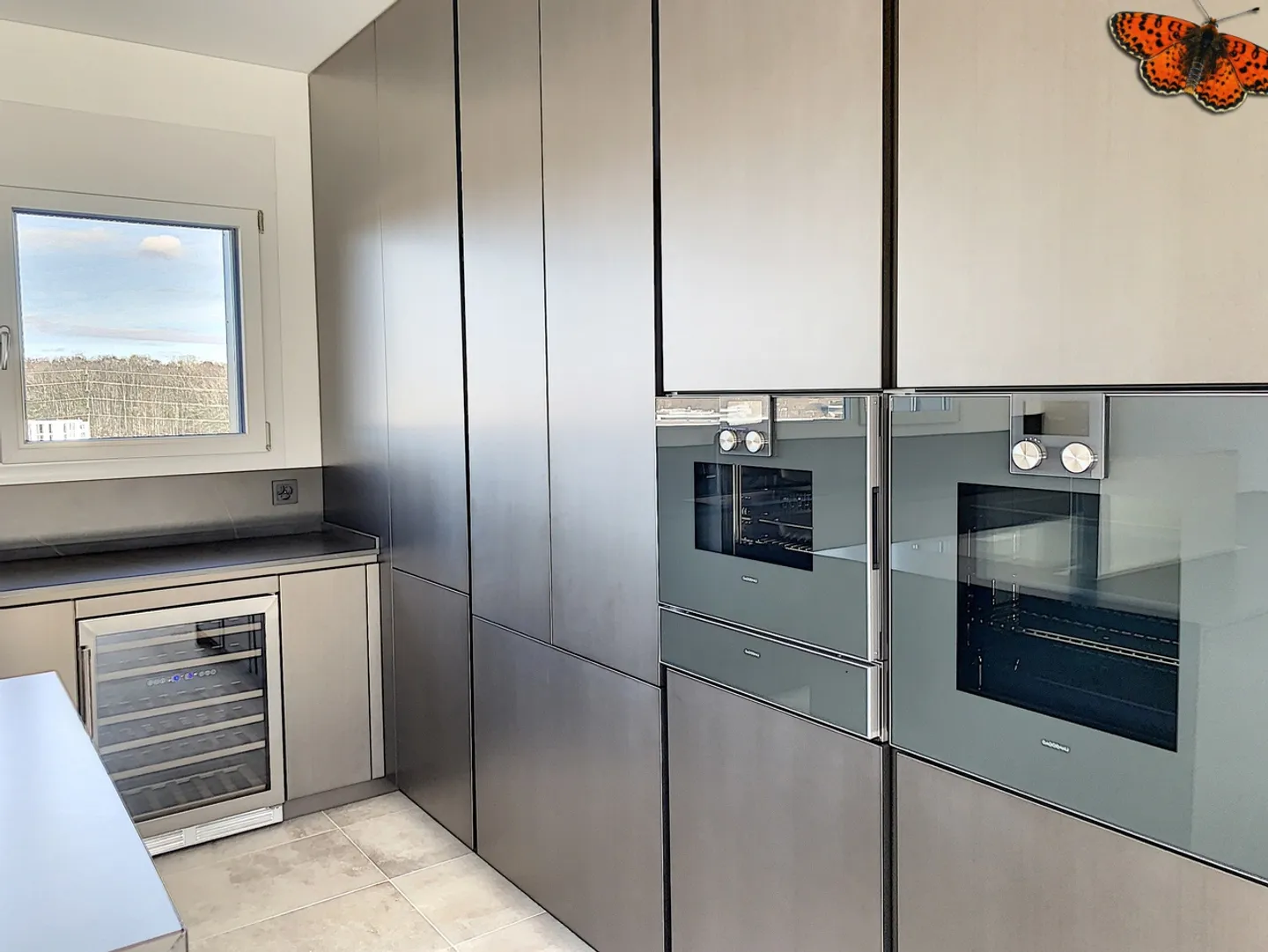 GERÄUMIGE 4½ ZIMMER - MODERN - Foto 3 von 13