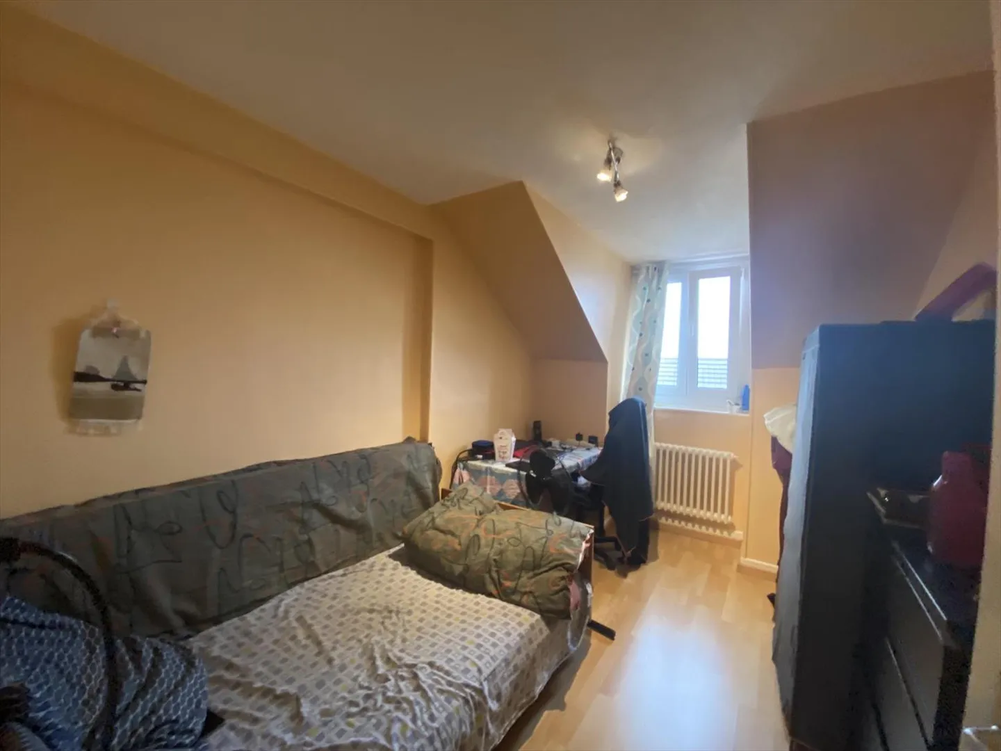 Penthouse for rent - Photo 3 of 5