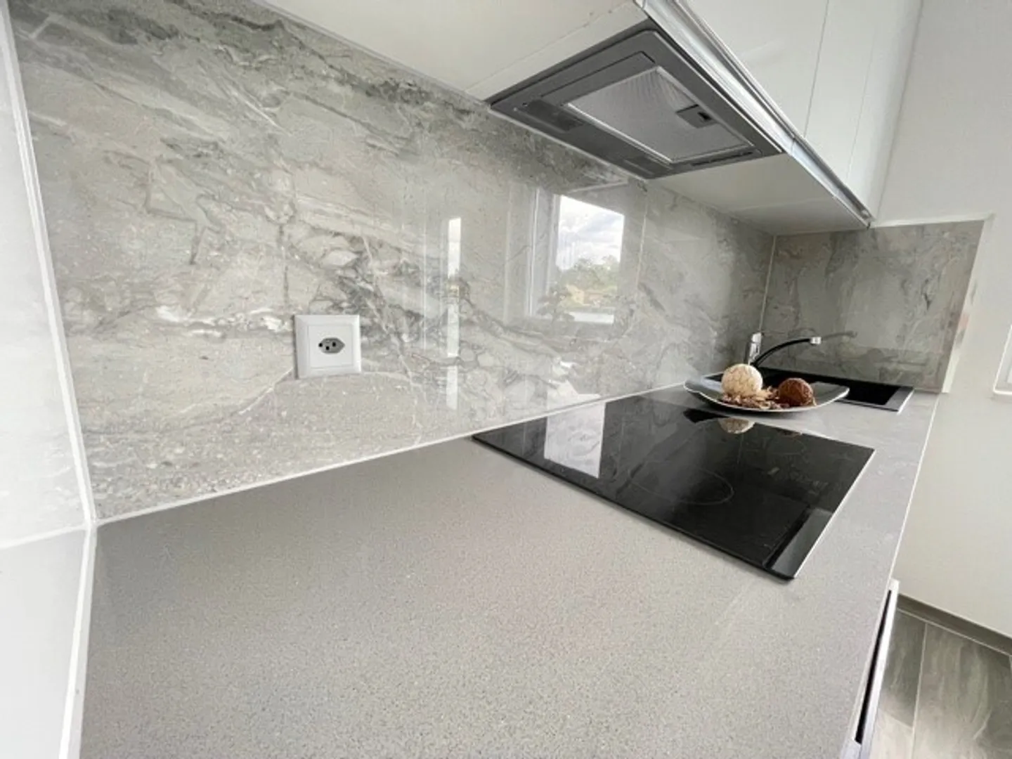 Apartment for rent - Photo 3 of 8