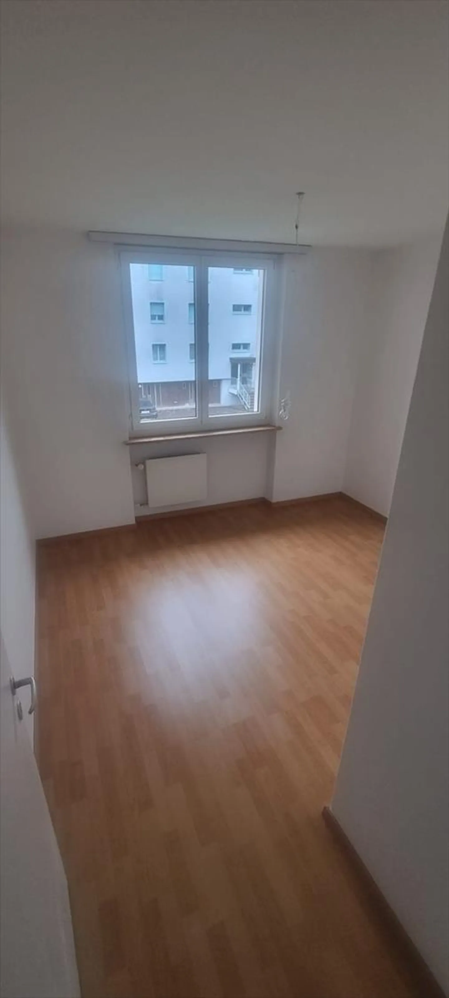 Vivere con un'area giardino privata 3.5 stanze, situato nel centro di Dietikon - Foto 4 di 8