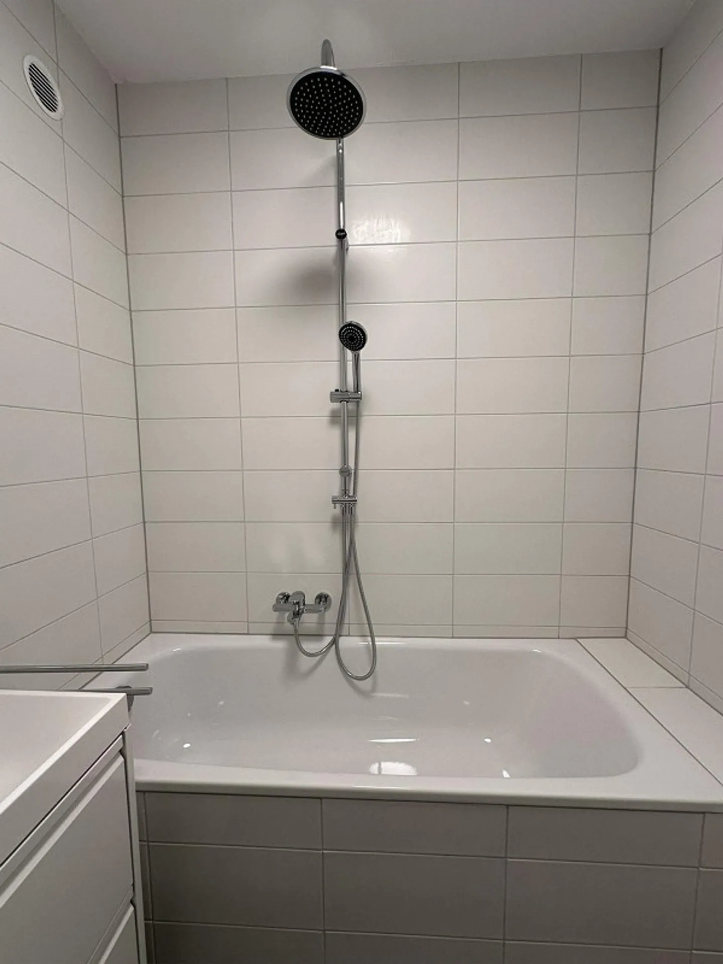 3.5 Zimmer komplett renoviert in Tenero - Foto 13 von 14