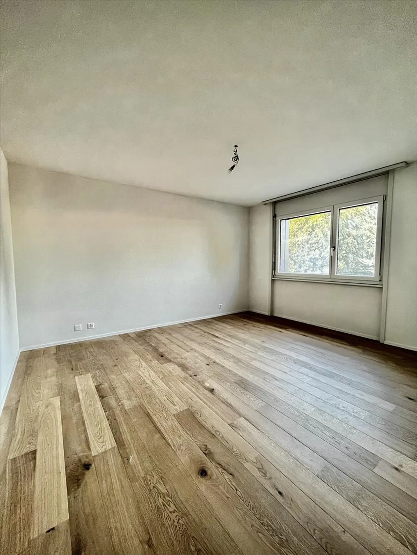 Schöne 4.5-Zimmer-Wohnung in Fribourg! - Foto 3 von 7