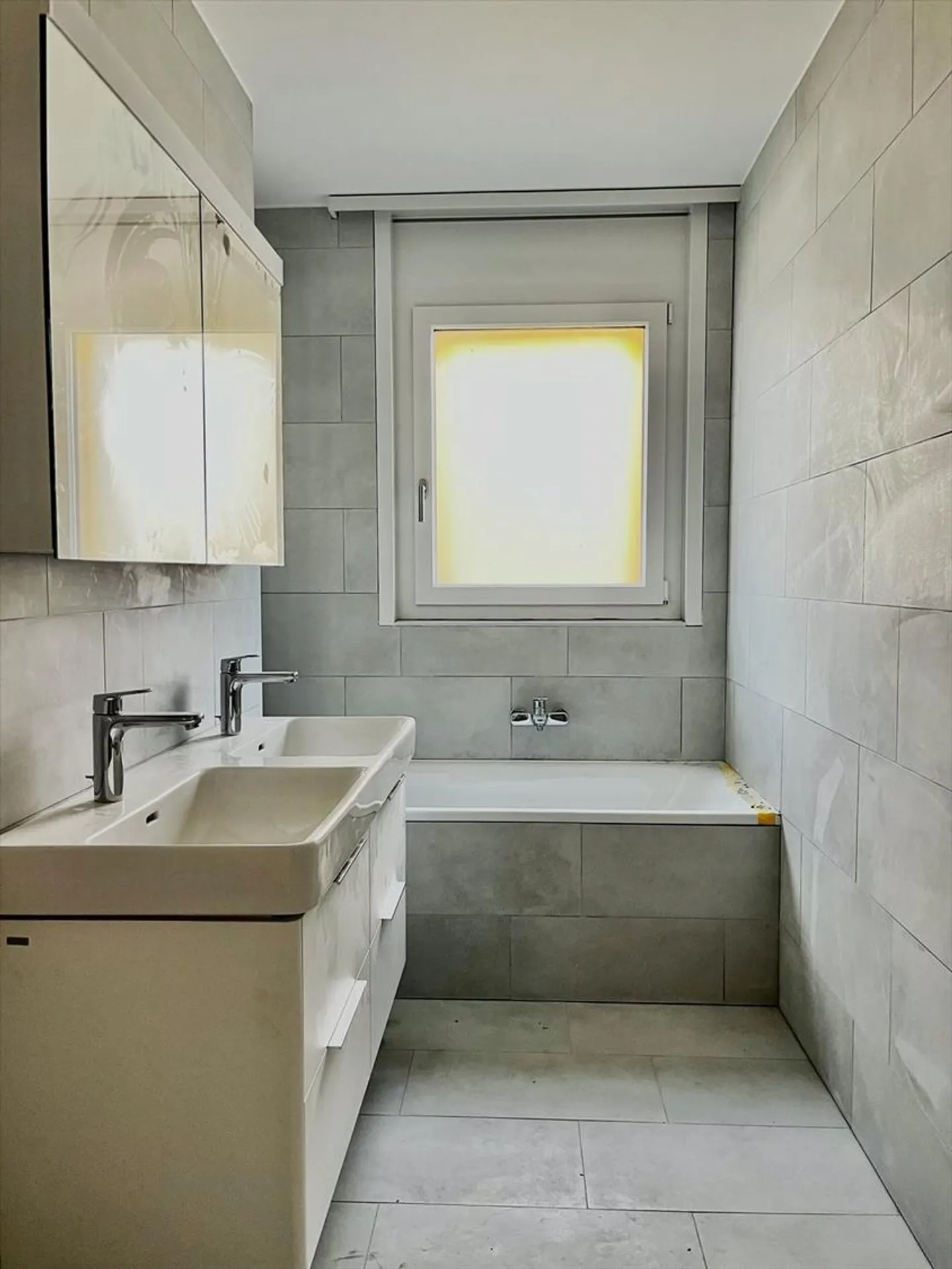 Schöne 4.5-Zimmer-Wohnung in Fribourg! - Foto 4 von 7