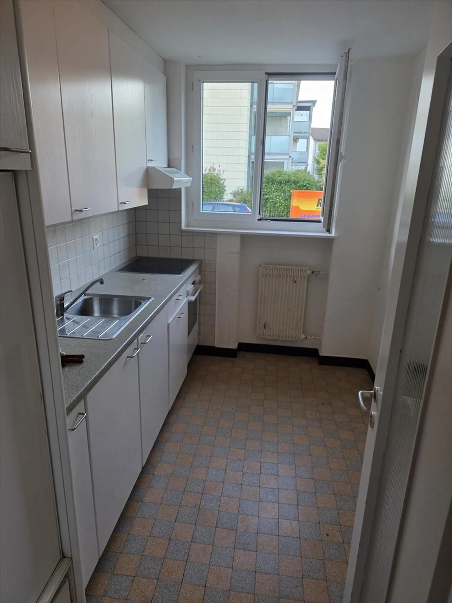 Vivere con un'area giardino privata 3.5 stanze, situato nel centro di Dietikon - Foto 6 di 8