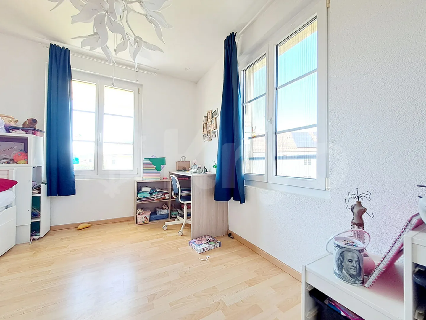 FONTAINE 234, Maison contiguë de 160 m2 avec terrasse et jardin  - Foto 6 von 12
