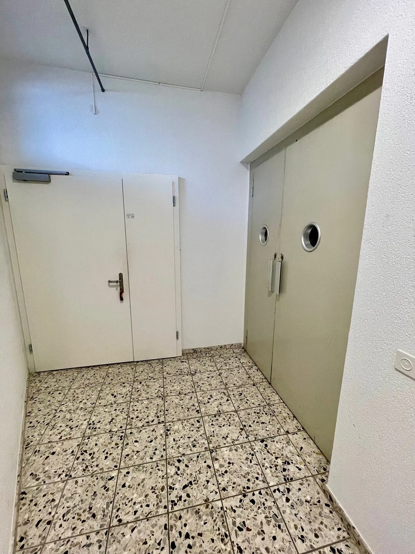 Spazio commerciale attraente con infrastruttura di alto livello a Schöftland - Foto 14 di 14