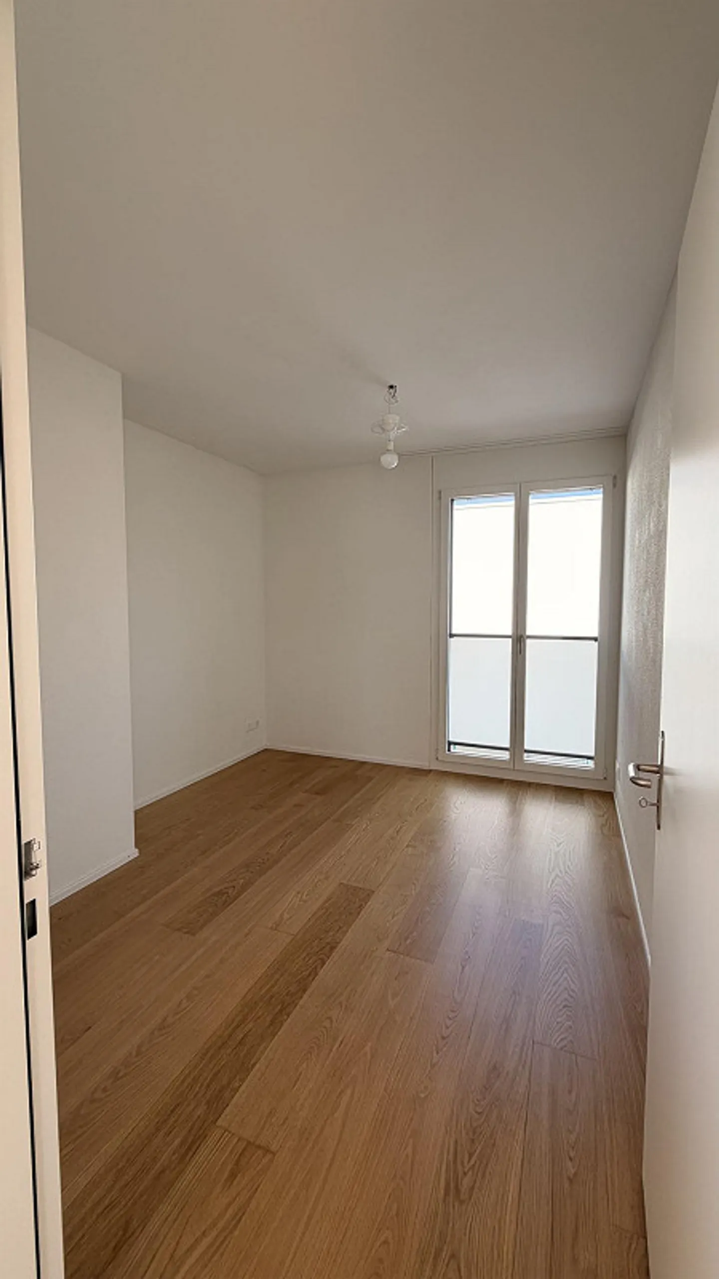 Appartement penthouse exclusif de 3,5 pièces - Photo 2 sur 13
